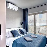 Mennica By P&o Serviced