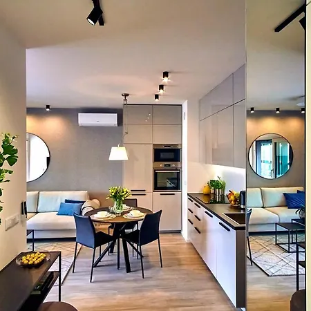 Mennica By P&o Serviced * Warszawa