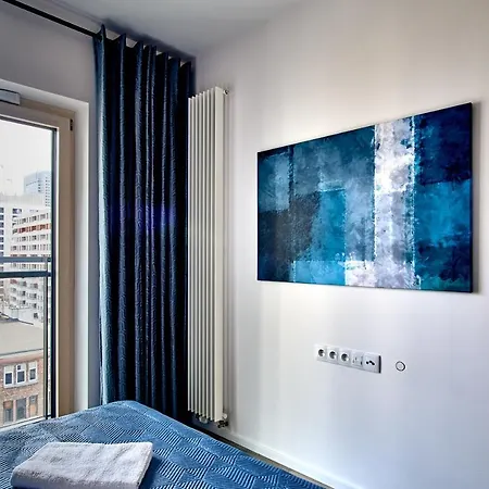 Mennica By P&o Serviced * Varsó