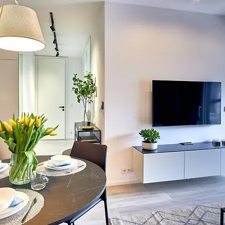 Apartment Mennica By P&o Serviced Warschau