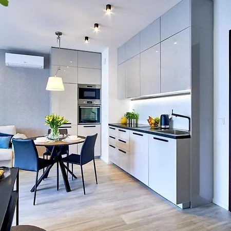 Mennica By P&o Serviced Apartman Varsó