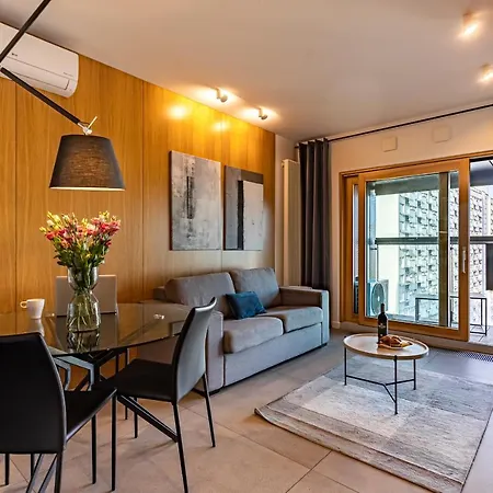 Mennica By P&o Serviced Varsó