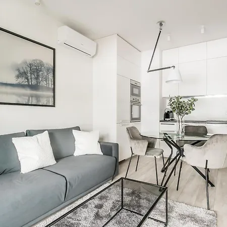 Mennica By P&o Serviced Apartamento *