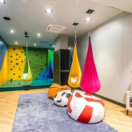Mennica By P&o Serviced Appartement