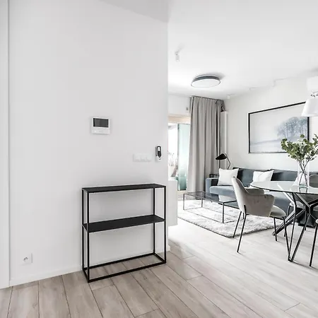 Mennica By P&o Serviced Appartement *